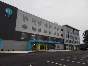 Exterior - Tru by Hilton Elkhart (Elkhart)