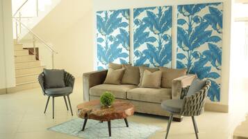 Télévision à écran plat