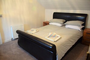 6 Schlafzimmer, WLAN, Bettwäsche
