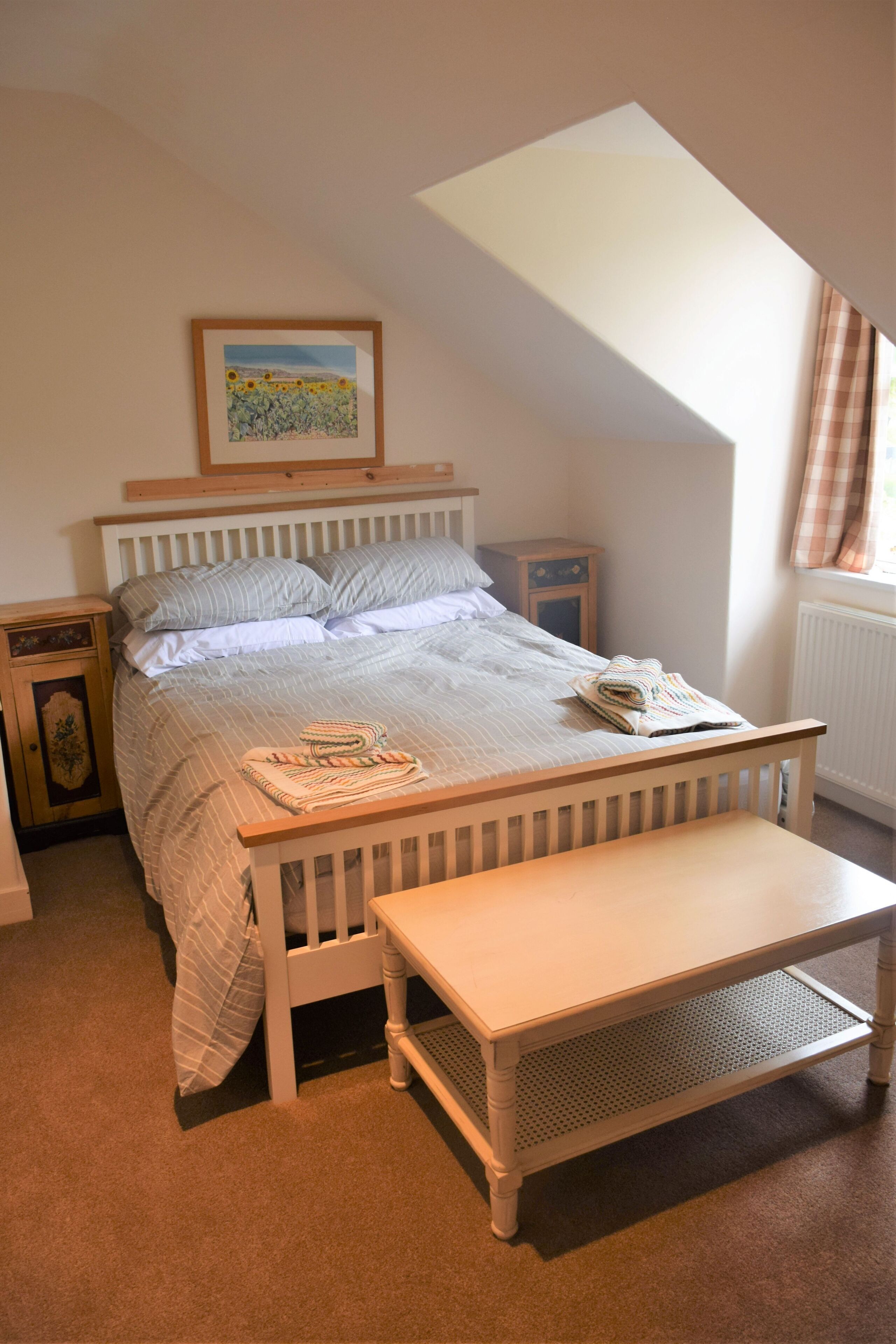 6 bedrooms, WiFi, bed sheets