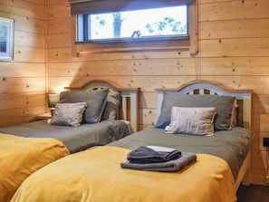 2 quartos, Wi-Fi de cortesia, roupa de cama