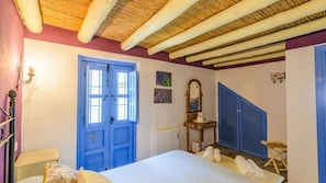 2 dormitorios, tabla de planchar con plancha, cuna de viaje y wifi