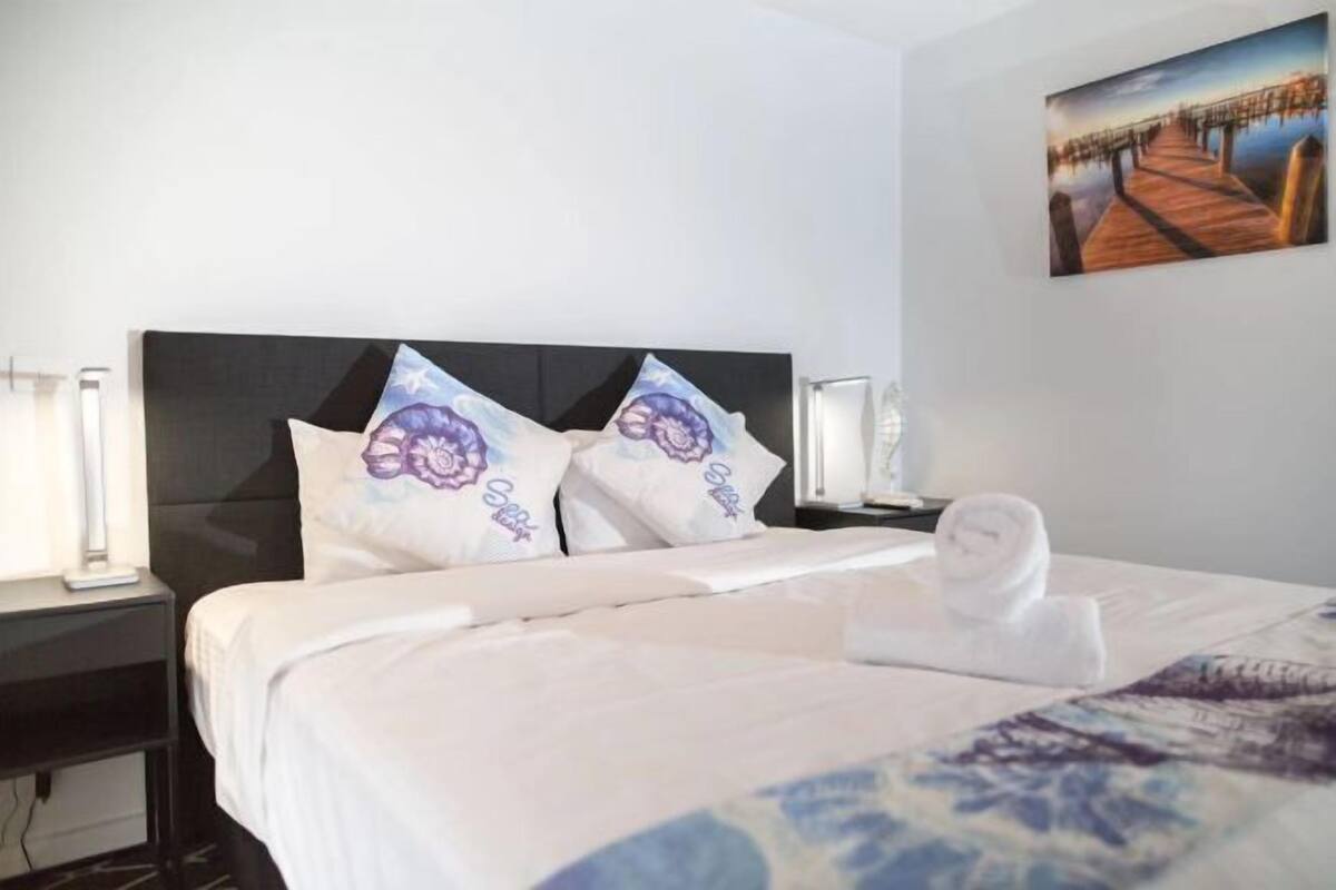 Premium bedding, iron/ironing board (on request), WiFi (free)