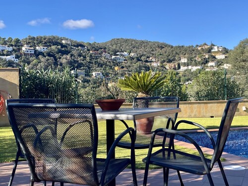 La Nova by Costabravaway