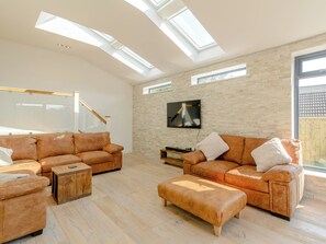 Fireplace - Perfect for creating memories together as a family which will last a lifetime. (Whitby)