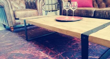 THE FRONT DOOR Deluxe