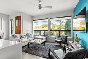 Smart TV, ping pong, books