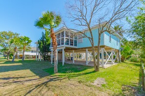 Exterior - Canal front property in the heart of Gulf Shores (Gulf Shores)