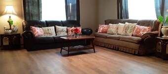House Perfect For Short/Long Term Stays!