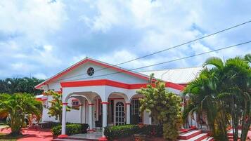 Overnatningsstedets facade