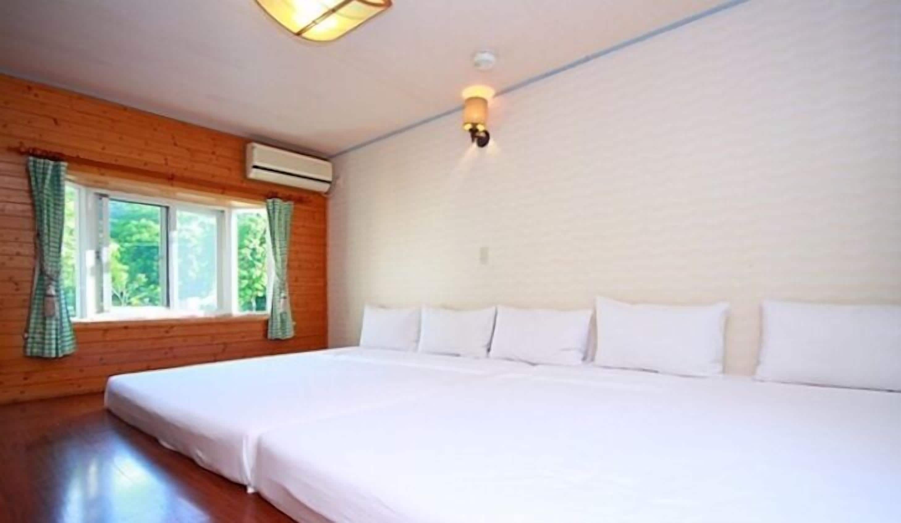 Comfort-værelse | Skrivebord, gratis Wi-Fi, sengetøj