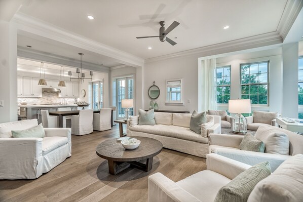 TV, DVD-spiller og filmbibliotek