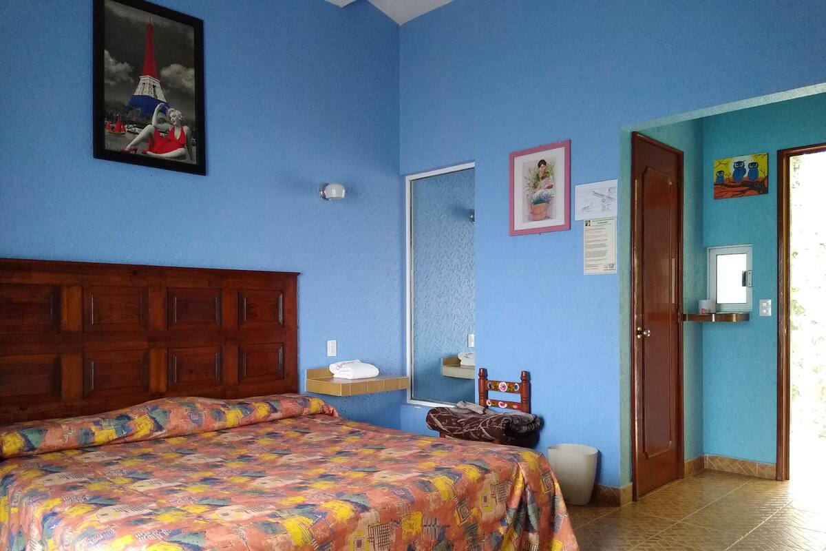 Standard Room | WiFi (free), individually decorated