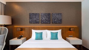 Minibar, coffres-forts dans les chambres, décoration personnalisée