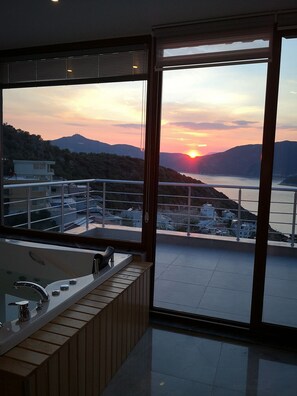 Property grounds - Villa Rana 5 bedroom located in Kisla (Antalya)