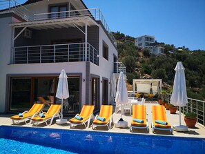 Pool - Villa Rana 5 bedroom located in Kisla (Antalya)