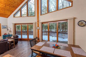 Dining - Dog-Friendly, Secluded Cabin in the Woods (Egg Harbor)