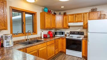 Microwave, oven, stovetop, dishwasher