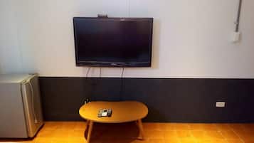2 yatak odası, masa, güneşlik/perde, ücretsiz kablosuz İnternet