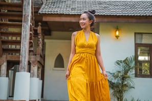 المنطقة المحيطة بالمنشأة