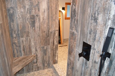 Entire Rustic House Close to Glacier Park Vacation