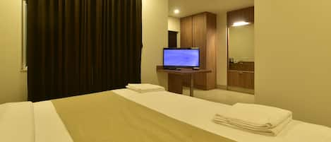 Deluxe Triple Room | Free WiFi