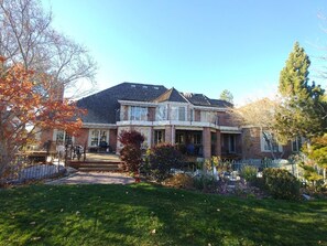 Exterior - Pool Jacuzzi Sauna Sprt Courts 9500Sq 3levels+more (Orem)