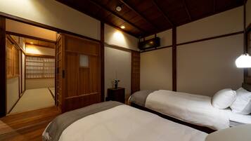 3 bedrooms, in-room safe, individually decorated, individually furnished