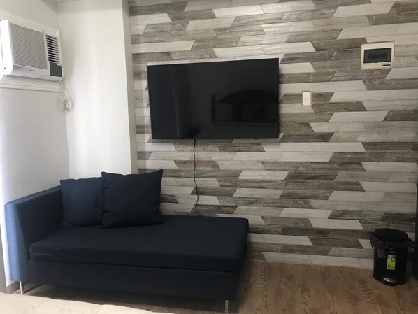 TV - Seaview Amani Grand Resort Residences (Lapu-Lapu City)