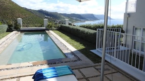 Outdoor pool - Breach House (Cape Town)