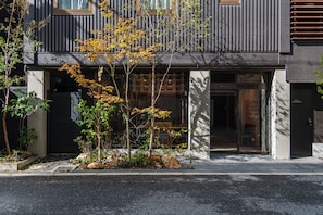 Exterior - BAKURO - DOYANEN HOTELS (Osaka)