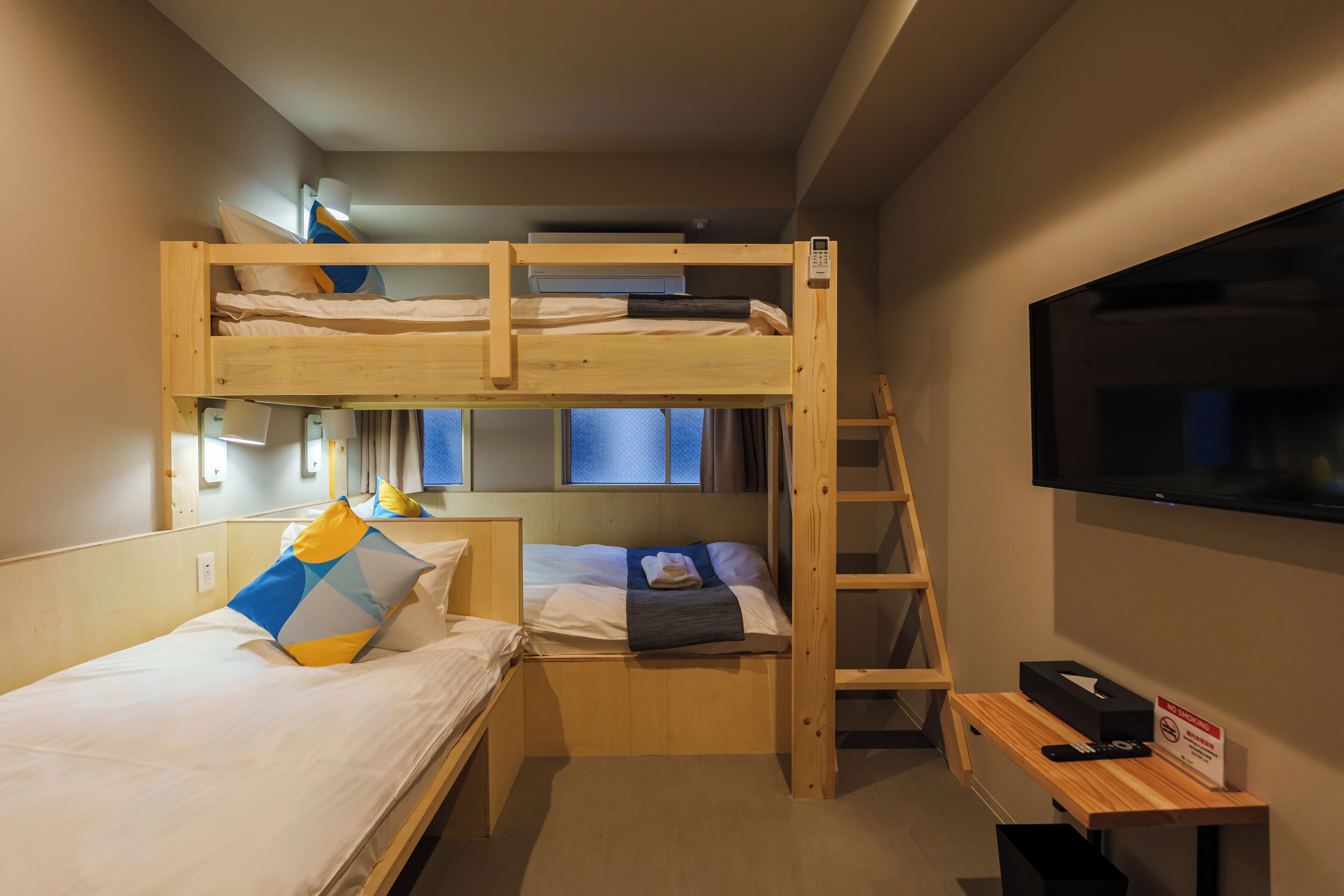 Kolmen hengen standard-huone | Pimennysverhot, ilmainen Wi-Fi, vuodevaatteet