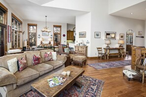 TV connectée, cheminée