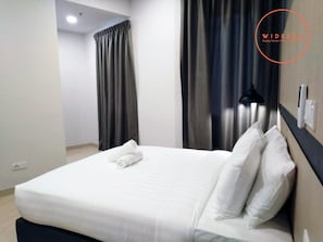 Apartamento executivo, 2 quartos | 2 quartos, escrivaninha, ferros/tábuas de passar roupa