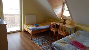 Twin Room, Shared Bathroom (1) | Blackout curtains, iron/ironing board, free cots/infant beds