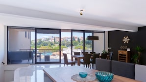 In-room dining - Apartment Mario (Medulin)
