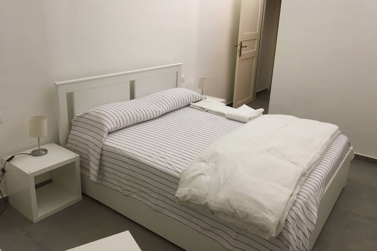 Habitación doble, balcón (Anfora) | Decoración personalizada, wifi gratis y ropa de cama