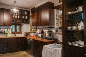 Maison, 6 chambres | Cuisine privée