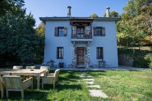 Front of property - Eudora - Mansion (Zagora-Mouresi)