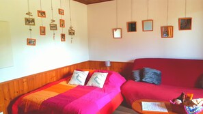 1 bedroom, desk, iron/ironing board, WiFi - NICE AND SUNNY STUDIO FOR 4 PEOPLE (Briancon)