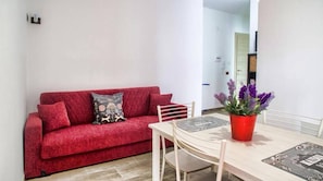 Junior Apartment, 1 Bedroom | Living room