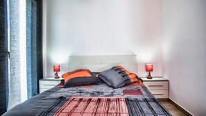 1 bedroom, free WiFi, bed sheets