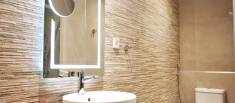 Aethon Airport Project Hotel-Free Shuttle by GK Hospitality Group