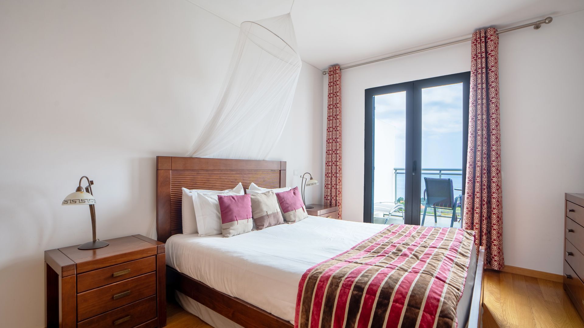 1 室のベッドルーム、アイロン / アイロン台、旅行用ベビーベッド、WiFi (無料)