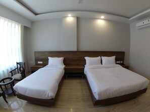 Tremannsrom – basic | Sengetøy av topp kvalitet, individuelt dekorert og individuelt innredet