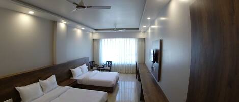 Basic Quadruple Room | Premium bedding, individually decorated, individually furnished