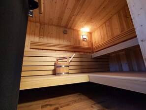 Sauna - Holiday house "Gebirgshäusl Oybin" Zittau Mountains / Upper Lusatia + fireplace + surrounding area (Oybin)