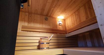 Ferienhaus "Gebirgshäusl Oybin" Zittauer Gebirge / Oberlausitz +Kamin +Umgebinde