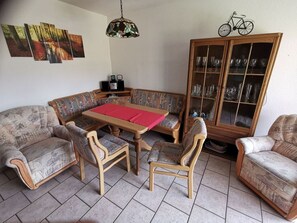Dining - Holiday house "Nordsee Pur" (Halbemond)