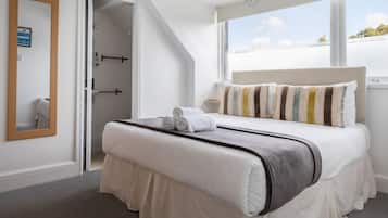 Double Room | Iron/ironing board, free WiFi